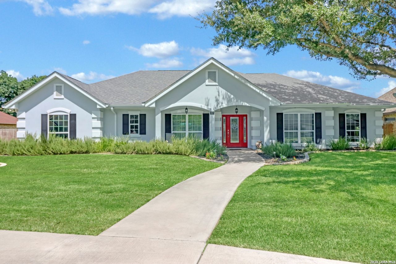317 Sol Del Rio, Seguin, TX 78155 Main Photo