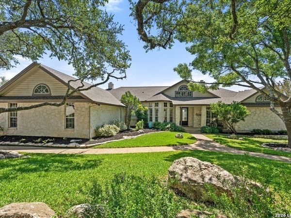 50 Champions Run, San Antonio, TX 78258