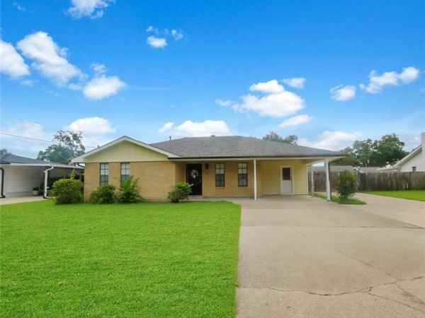 213 MIMOSA Avenue , Luling, LA 70070