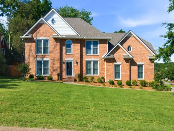 203 Dogwood Ln, Smyrna, TN 37167