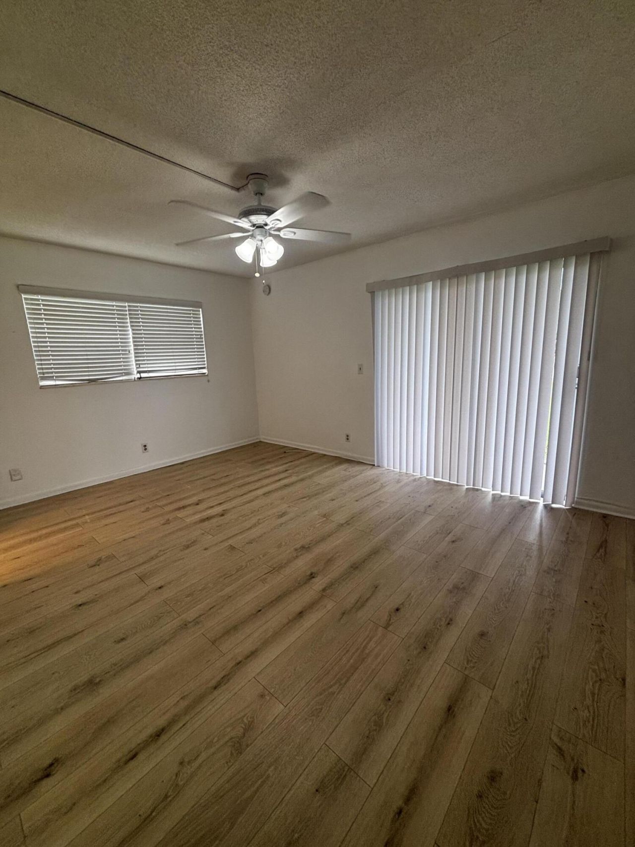 353 Sheffield O, West Palm Beach, FL 33417 Photo
