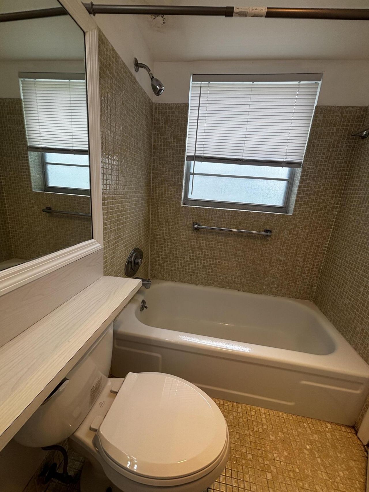 353 Sheffield O, West Palm Beach, FL 33417 Photo