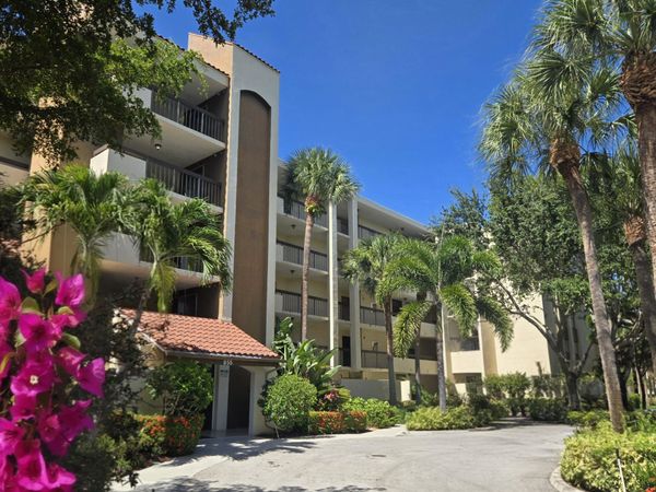 955 Egret Circle, Unit 501, Delray Beach, FL 33444