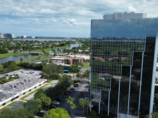 1700 EMBASSY Drive, Unit 408, West Palm Beach, FL 33401