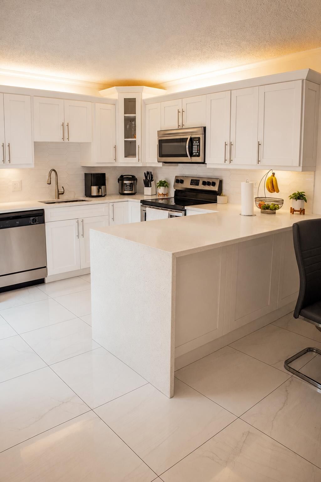 1700 Embassy Drive, Unit 408, West Palm Beach, FL 33401 Photo