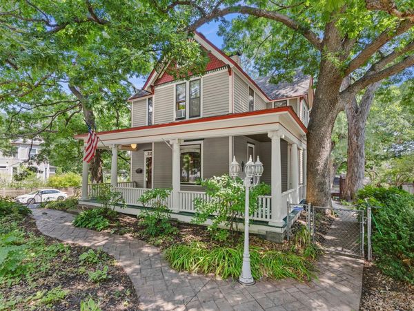 2226 Fremont Avenue N, Minneapolis, MN 55411