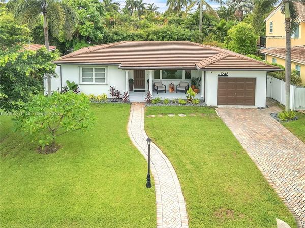 1246 Adams St , Hollywood, FL 33019