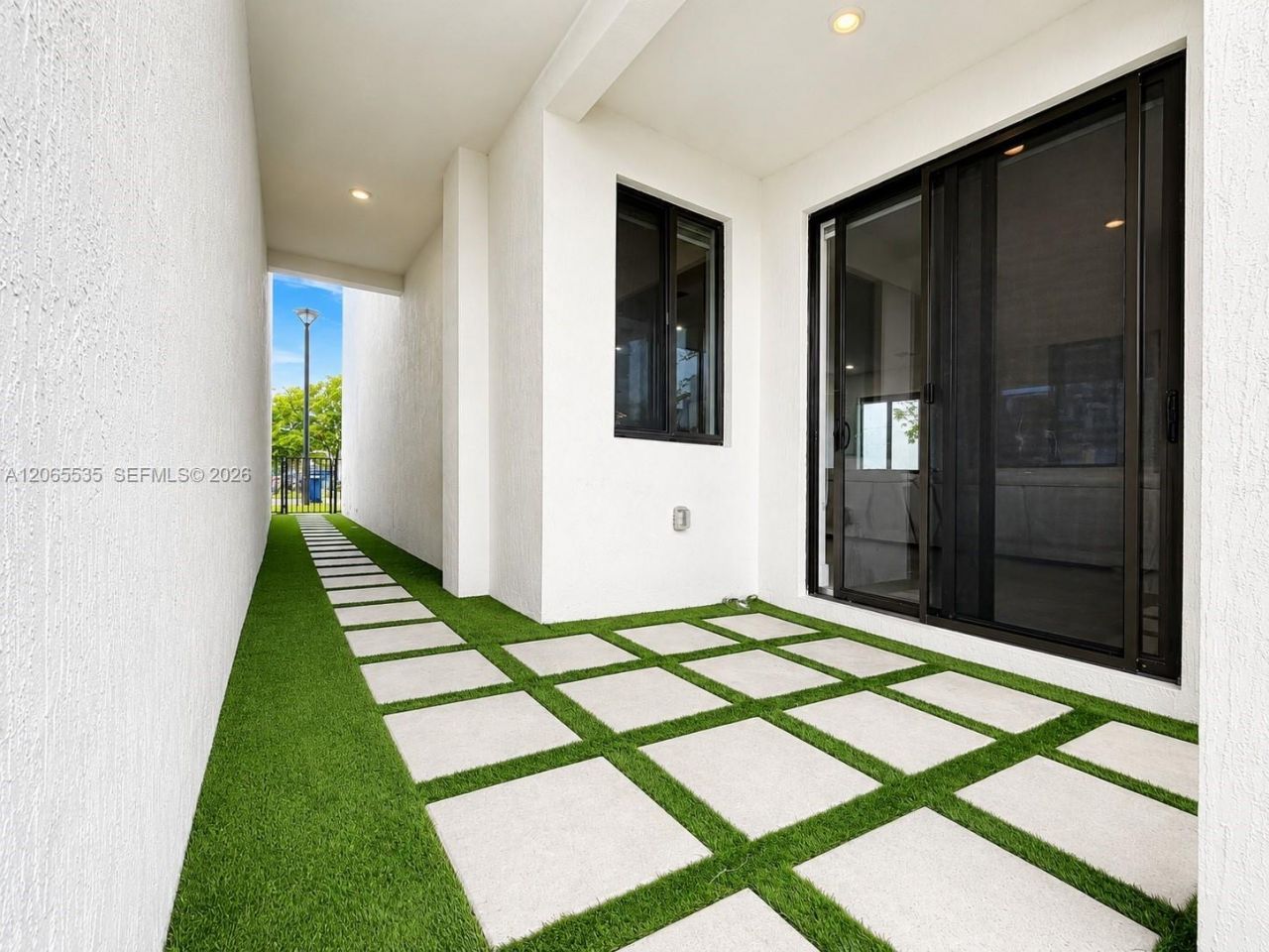 15749 SW 136th Ter , Miami, FL 33196 Photo
