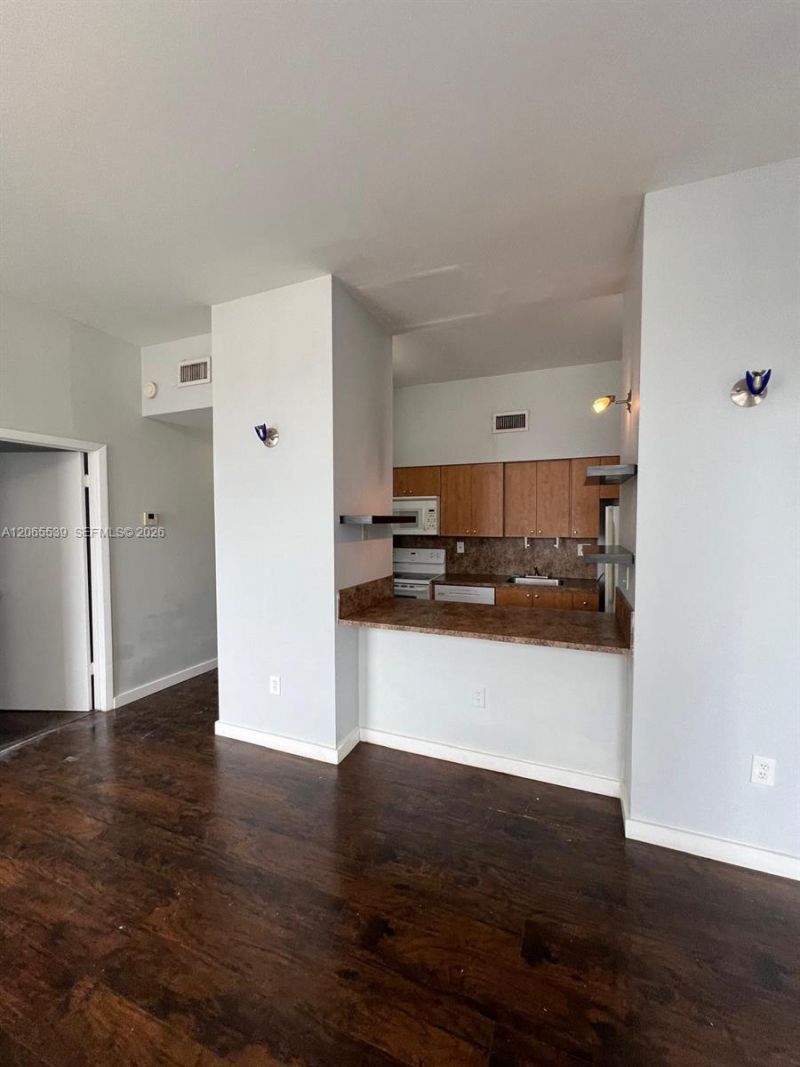 7400 W 20th Ave, Unit 111, Hialeah, FL 33016 Photo
