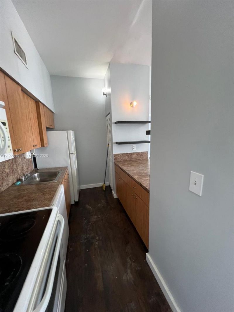 7400 W 20th Ave, Unit 111, Hialeah, FL 33016 Photo