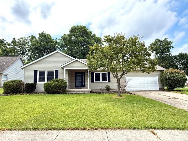 10029 Village Tree Court, Miamisburg, OH 45342