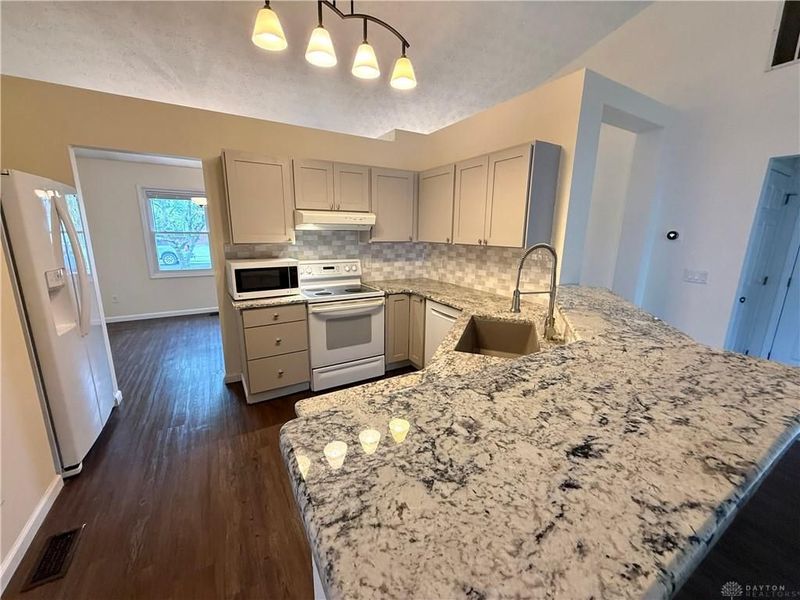 10029 Village Tree Court, Miamisburg, OH 45342 Photo 10