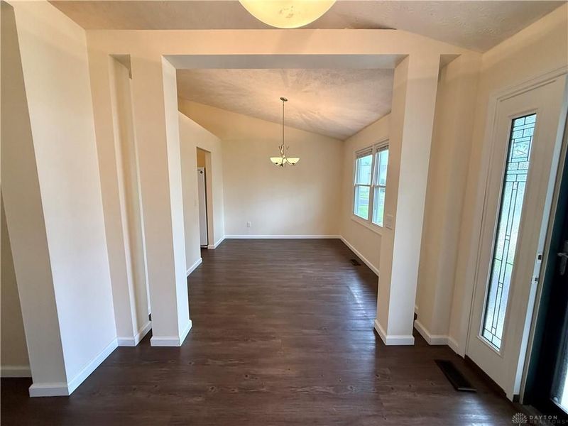 10029 Village Tree Court, Miamisburg, OH 45342 Photo 6