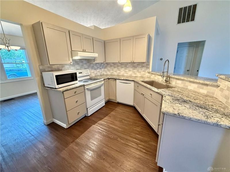 10029 Village Tree Court, Miamisburg, OH 45342 Photo 9