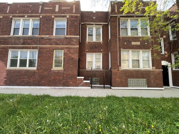 2006 N Laporte Street, Unit 1, Chicago, IL 60639