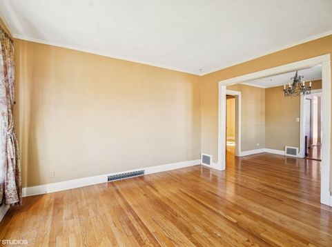 Main Photo