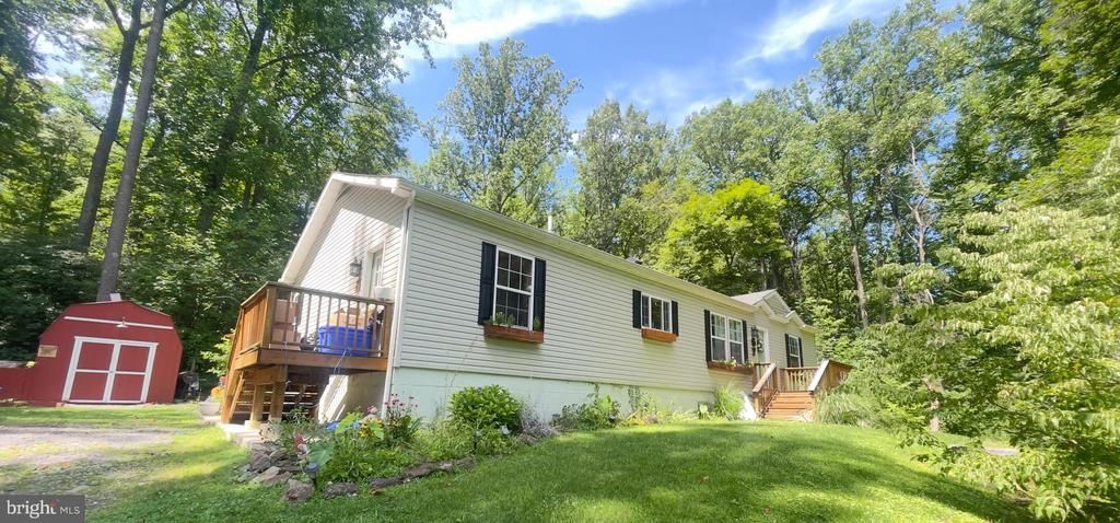 67 FOXHILL ROAD , QUAKERTOWN, PA 18951