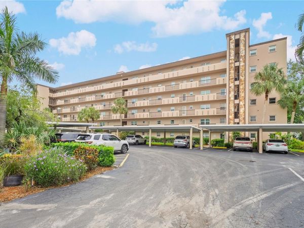 3620 IRONWOOD CIRCLE, Unit 302O, BRADENTON, FL 34209