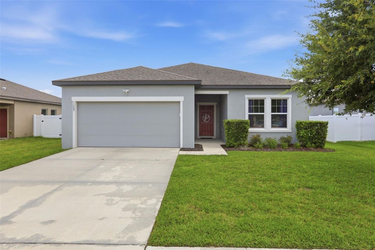 1009 Wanderer Drive, Deltona, FL 32738 Main Photo