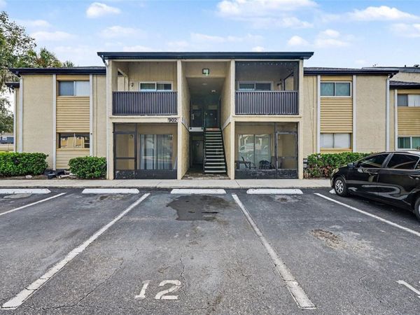902 LAKE DESTINY ROAD, Unit A, ALTAMONTE SPRINGS, FL 32714