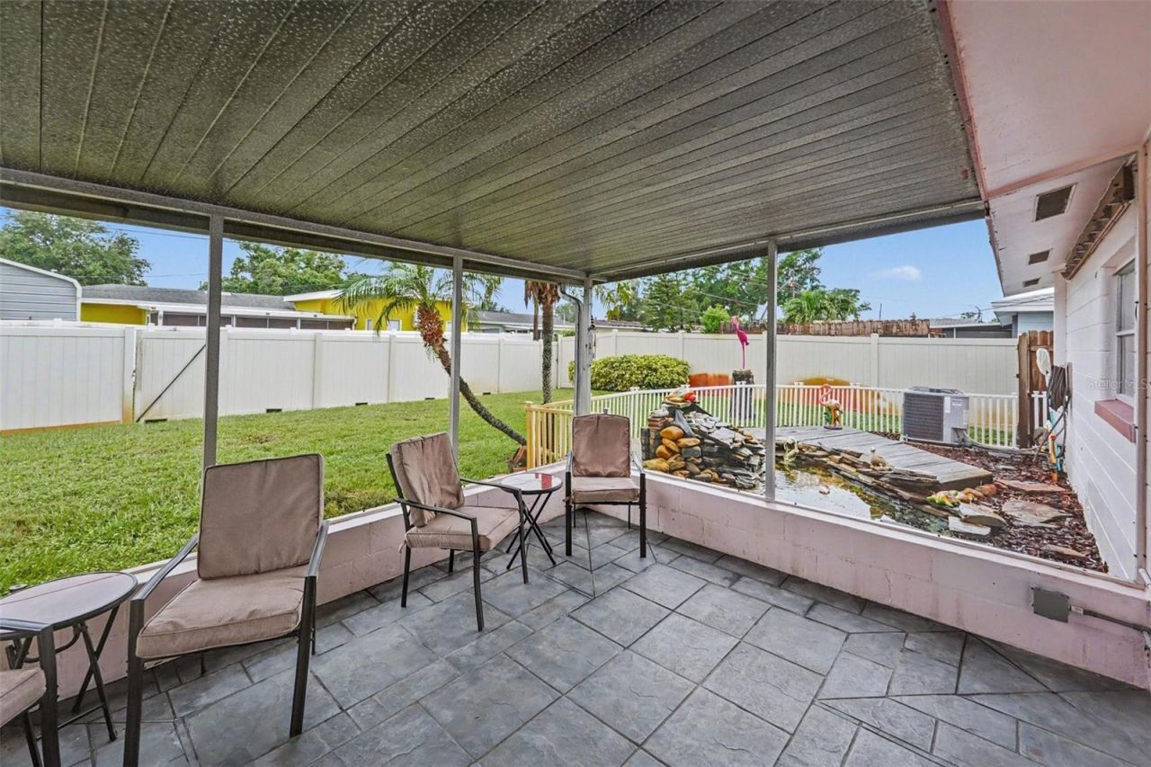 6026 44th Avenue N, Kenneth City, FL 33709 Photo