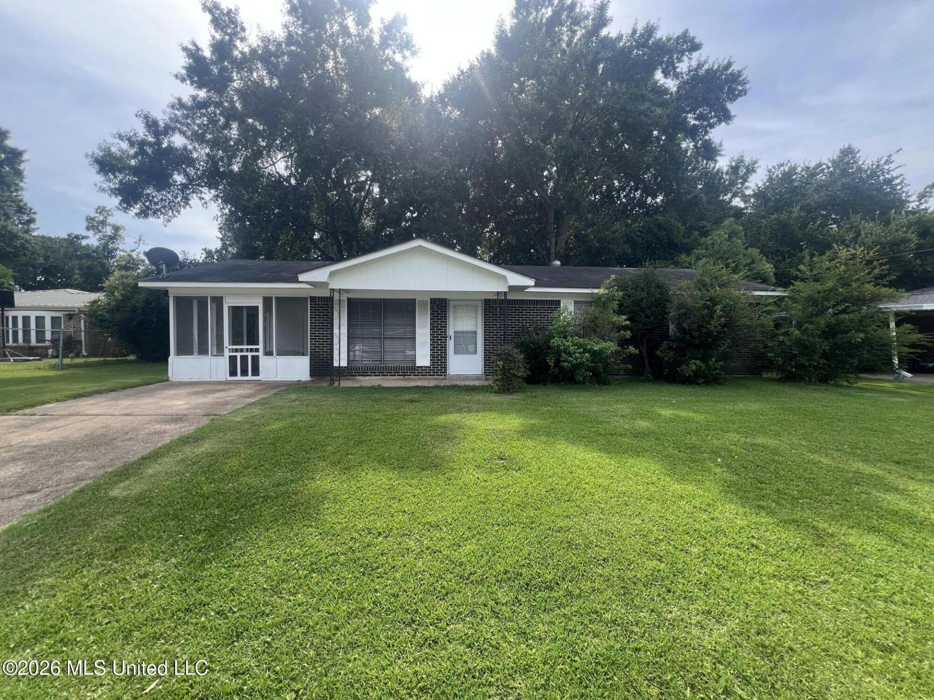 117 Evergreen Drive, Diberville, MS 39540 Main Photo