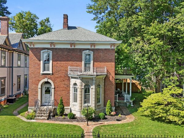 18 Martin Place, Franklin, IN 46131