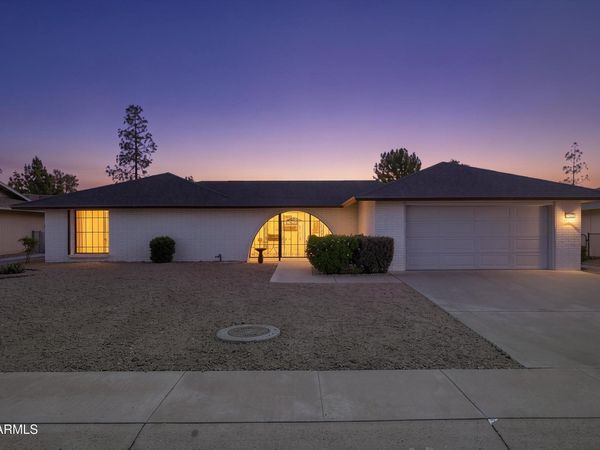 18621 N 103RD Avenue, Sun City, AZ 85373