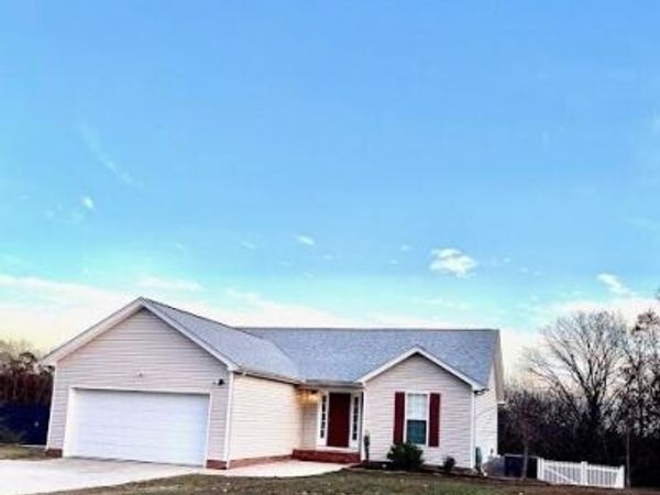 1848 Coffee Tree Lane , Soddy Daisy, TN 37379