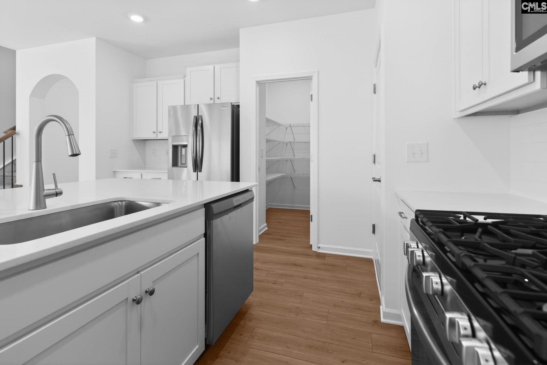 247 Foxglade Drive  Photo 12
