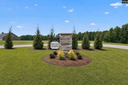 247 Foxglade Drive  photo 4