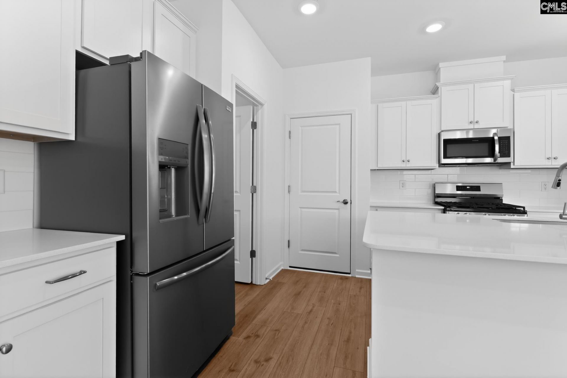 247 Foxglade Drive  Photo 8