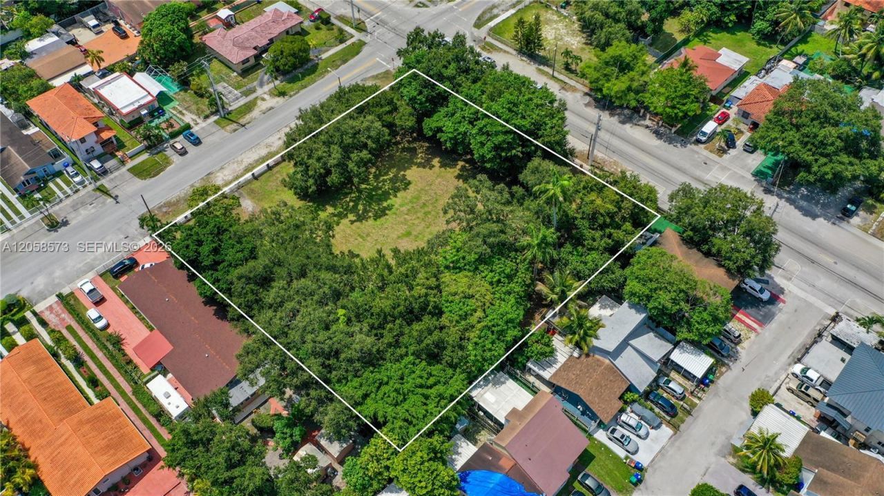 2810 NW 14th St, Miami, FL 33125 Photo