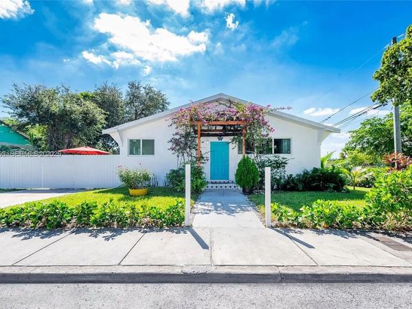 Unit A, Miami, FL 33150