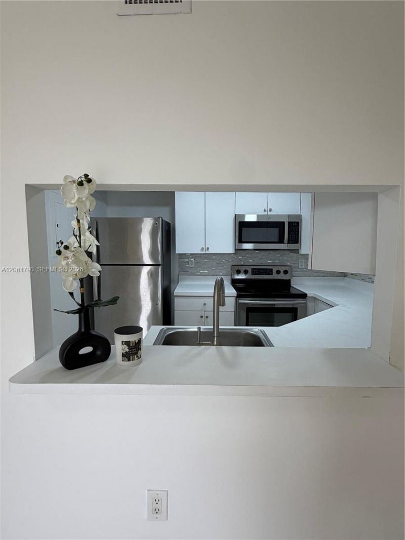 8305 SW 152nd Ave, Unit PH1, Miami, FL 33193 Photo
