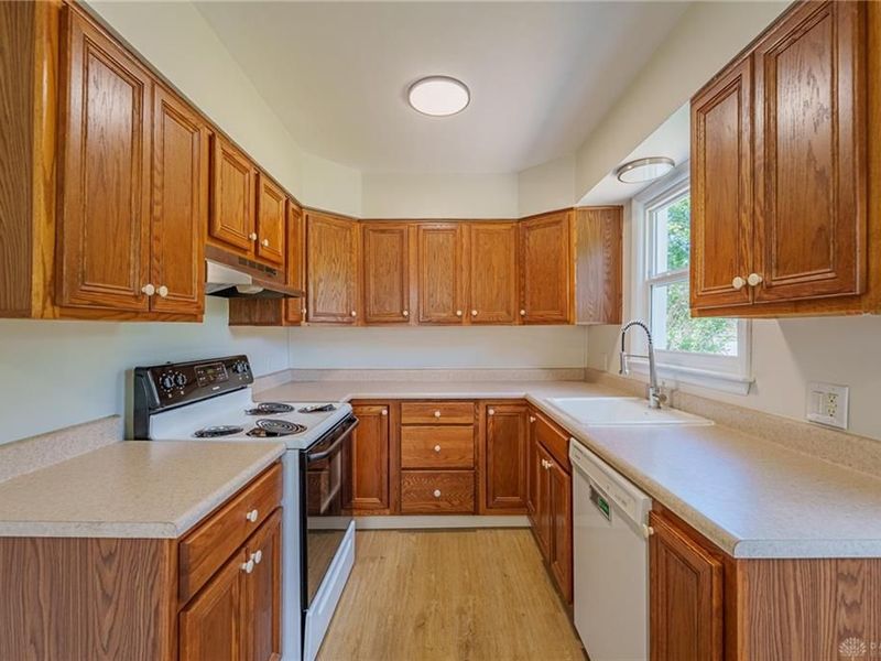 677 S Columbus Street, Xenia Township, OH 45385 Photo 11
