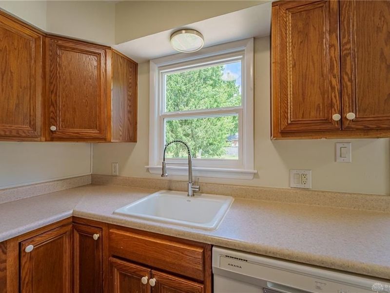 677 S Columbus Street, Xenia Township, OH 45385 Photo 12