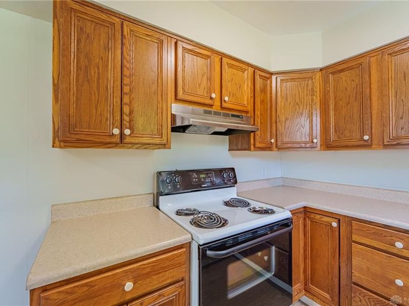 677 S Columbus Street, Xenia Township, OH 45385 Photo 13