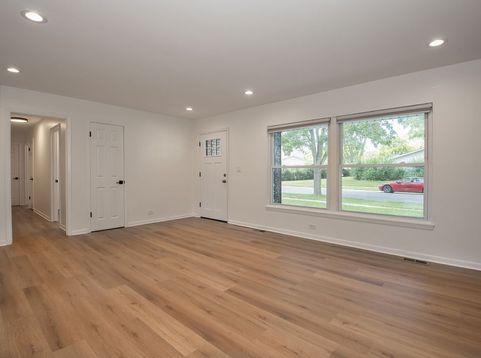 Main Photo