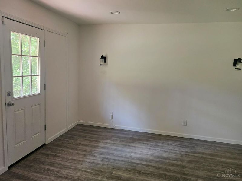 579 W Kemper Road, Springdale, OH 45246 Photo 7