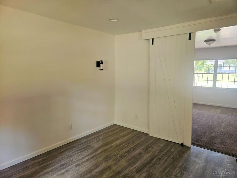 579 W Kemper Road, Springdale, OH 45246 Photo 8
