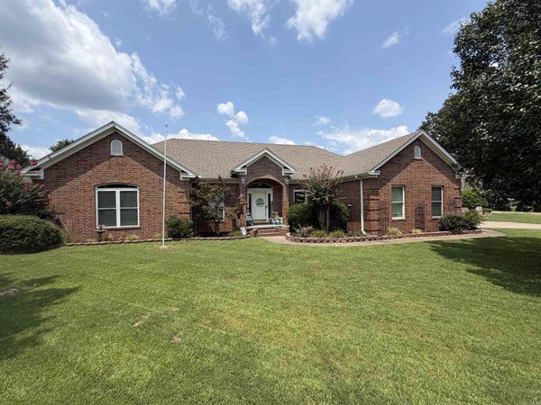 1236 Commons Dr , Jacksonville, AR 72076