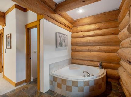14386 Wolfgang Road, Truckee, CA 96161 Photo