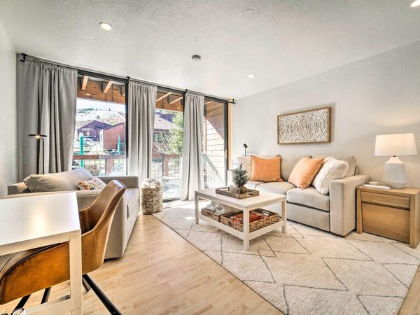 11591 Snowpeak Way , Unit #209, Truckee, CA 96161
