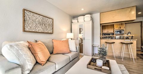 11591 Snowpeak Way , Unit #209, Truckee, CA 96161 Photo