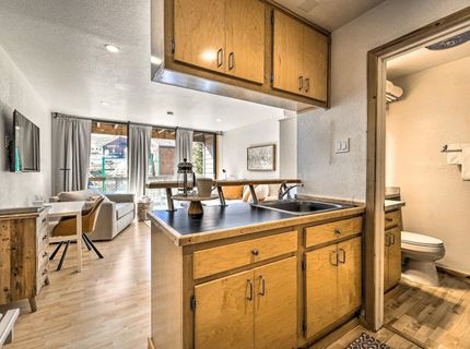 11591 Snowpeak Way , Unit #209, Truckee, CA 96161 Photo