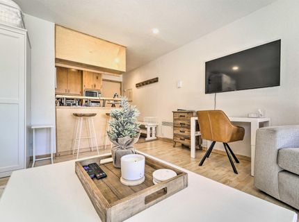 11591 Snowpeak Way , Unit #209, Truckee, CA 96161 Photo