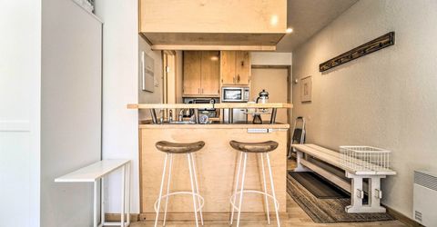 11591 Snowpeak Way , Unit #209, Truckee, CA 96161 Photo