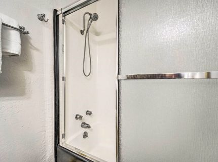 11591 Snowpeak Way , Unit #209, Truckee, CA 96161 Photo