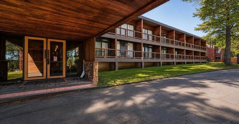 11591 Snowpeak Way , Unit #209, Truckee, CA 96161 Photo